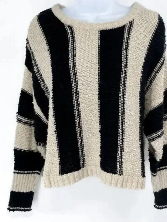 Billabong Black & Cream Striped Sweater in Size S - Picture 3 of 12